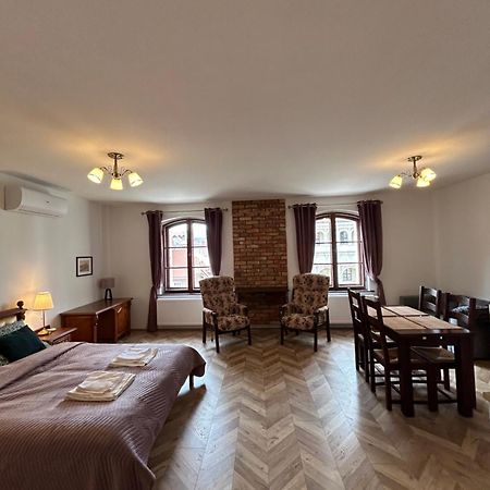 Apartament Stary Rynek 41 Poznań Buitenkant foto
